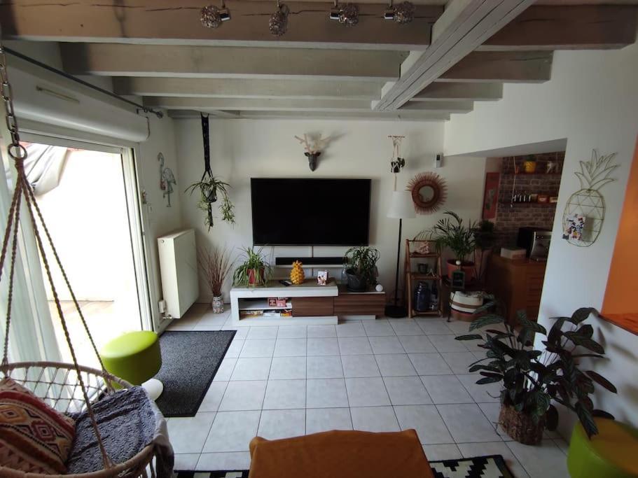 Chaleureuse Maison De Ville Avec Parking Gratuit Chinon Exteriér fotografie